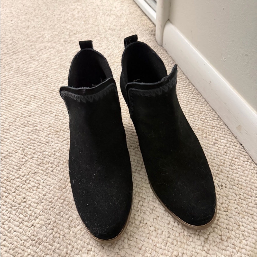 Tom’s Black Suede Ankle Booties with Wood Wedge Heel - Picture 2 of 6